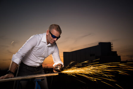 Imagefoto Gernot Zeman/Flowline e.U. mit Winkelschleifer